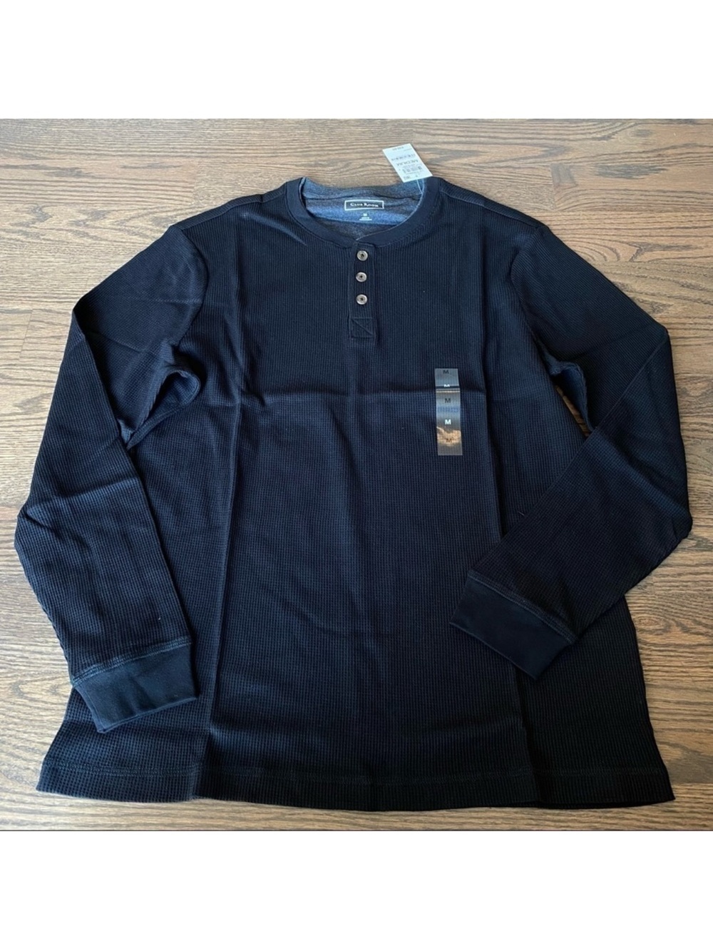 Club Room NWT mens 3 button deep black ribbed Henley size Medium